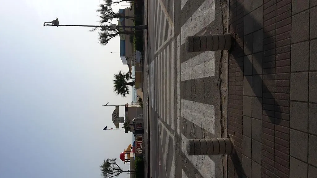 Hotel Villa Del Sole Rimini 2*,